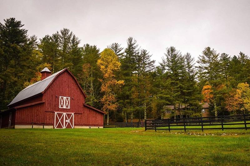 Wisconsin Homes for Sale with Farm Barn 250K to 300K