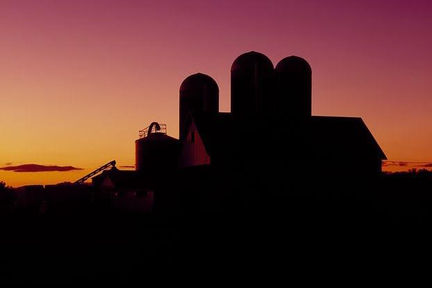 Wisconsin Homes for Sale with Farm Barn 750K to 1 Million